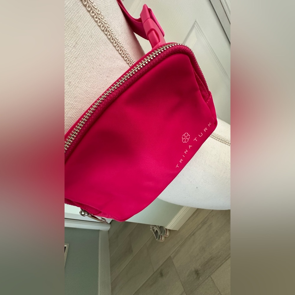 Trina Turk Pink Belt Bag with Zippered Closure - Picture 10 of 11